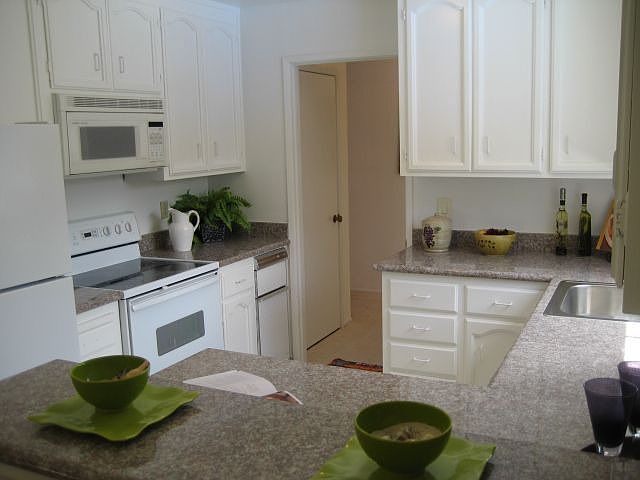 remodeled Kitchen NEW Granite