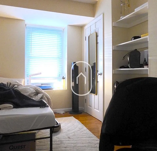 28 Williams St #1L — Photo 5