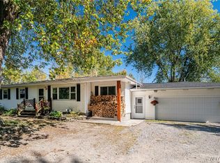 1068 Smith Rd, East Amherst, NY 14051