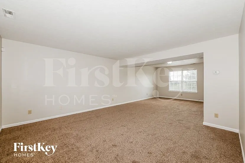 3 bed, 2.5 bath, 1912 sqft, $2,375 — Photo 3