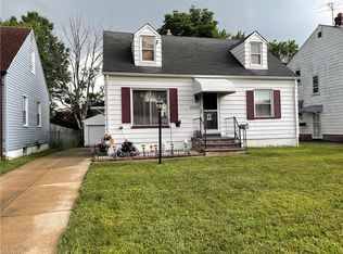 21019 Hansen Rd, Maple Heights, OH 44137