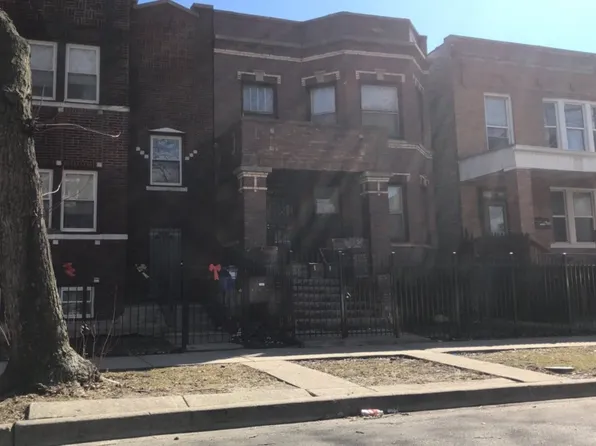 27 N Latrobe Ave, Chicago, IL 60644