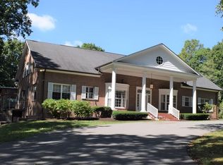 851 Dry Hill Rd, Beckley, WV 25801