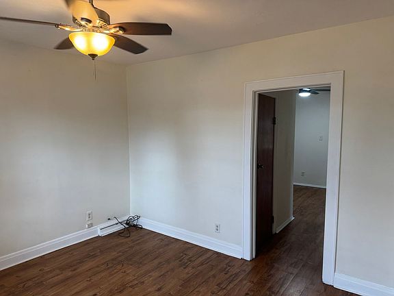 3rd image of 1631 N 15th Ave