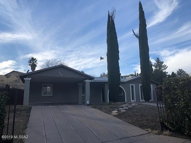 1st image of 747 N Sonora Pl