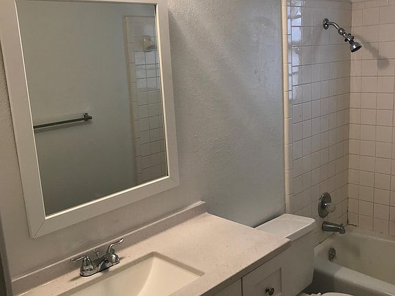 4th image of 7206 Avenue W APT B