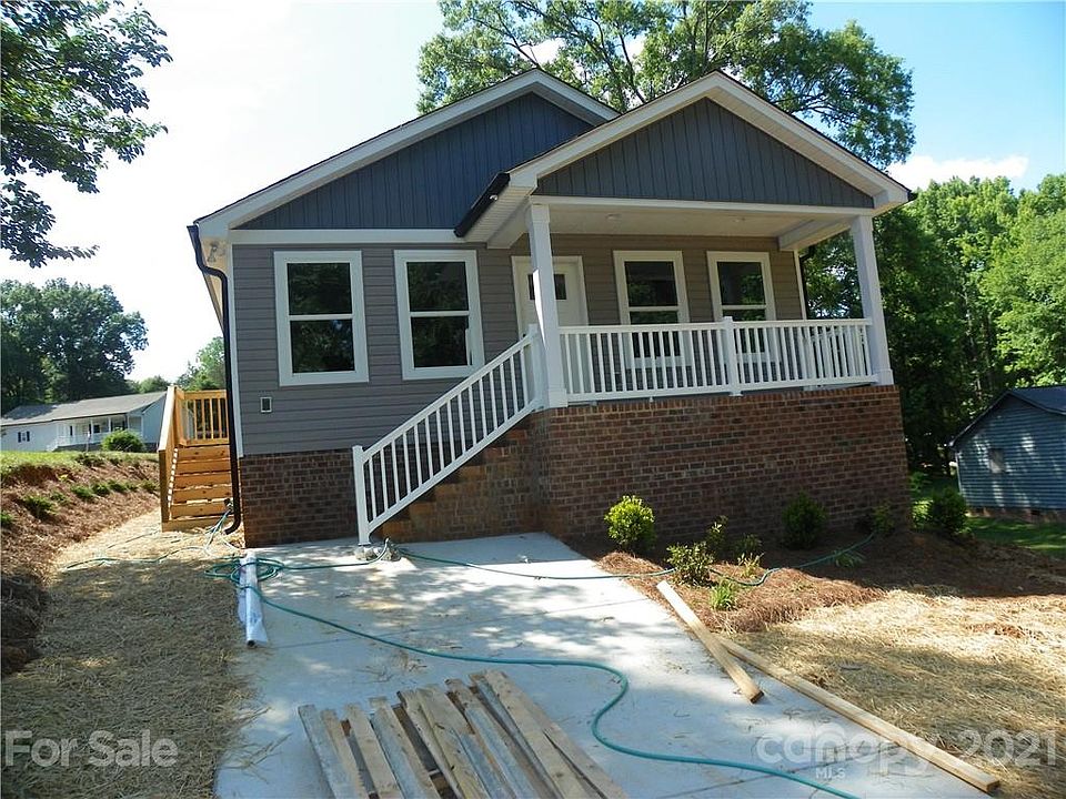 1st image of 161 Glenwood Dr