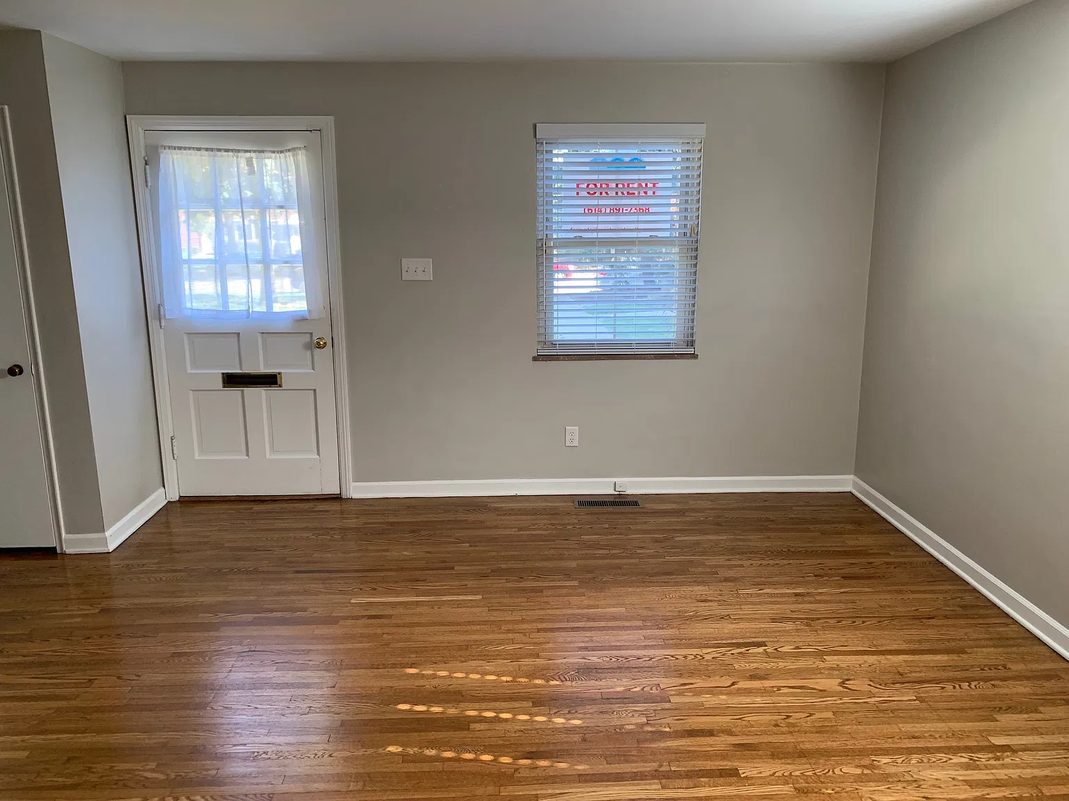 2 bed, 1140 sqft, $1,795 — Photo 2