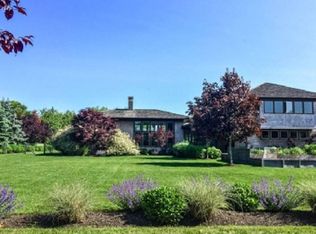 131 Bailey Rd, Southampton, NY 11968