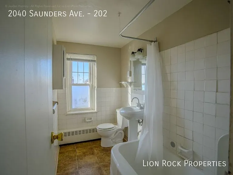 2040 Saunders Ave #202 — Photo 6
