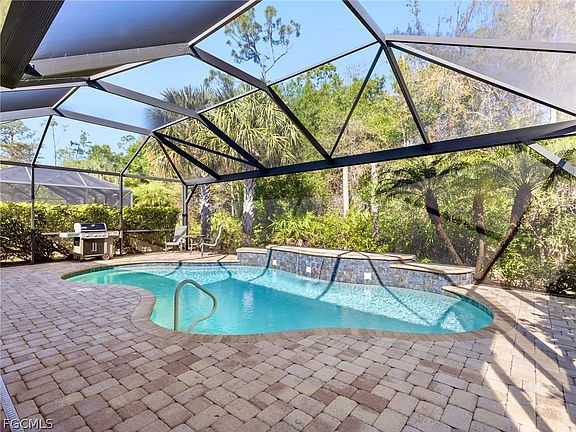 2nd image of 10878 Dennington Rd