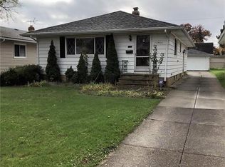 13704 Carpenter Rd, Garfield Heights, OH 44125