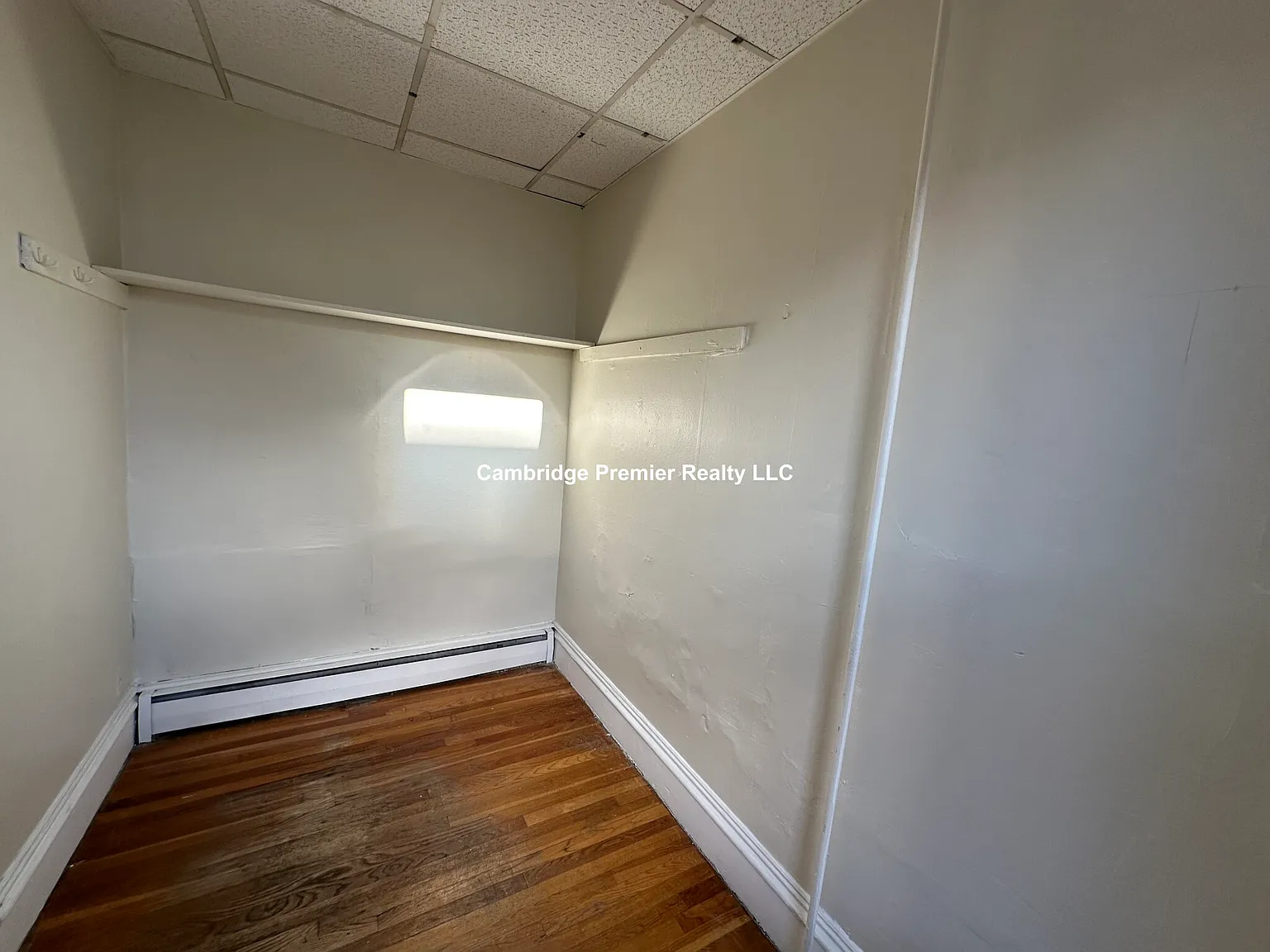 3 bed, $3,200 — Photo 4