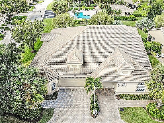 2nd image of 7087 Torrey Pines Cir