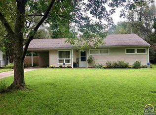 2508 SW Moundview Dr, Topeka, KS 66614