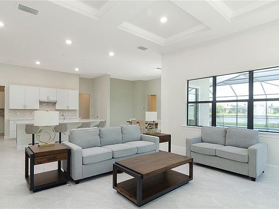 2nd image of 12864 Chadsford Cir