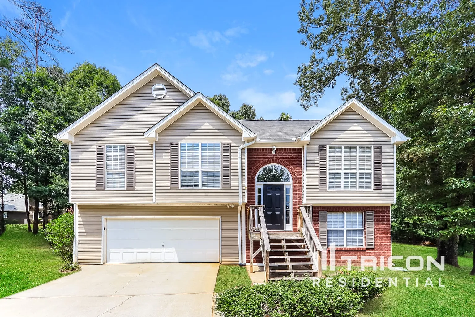 50 Tufts Cir photo 1