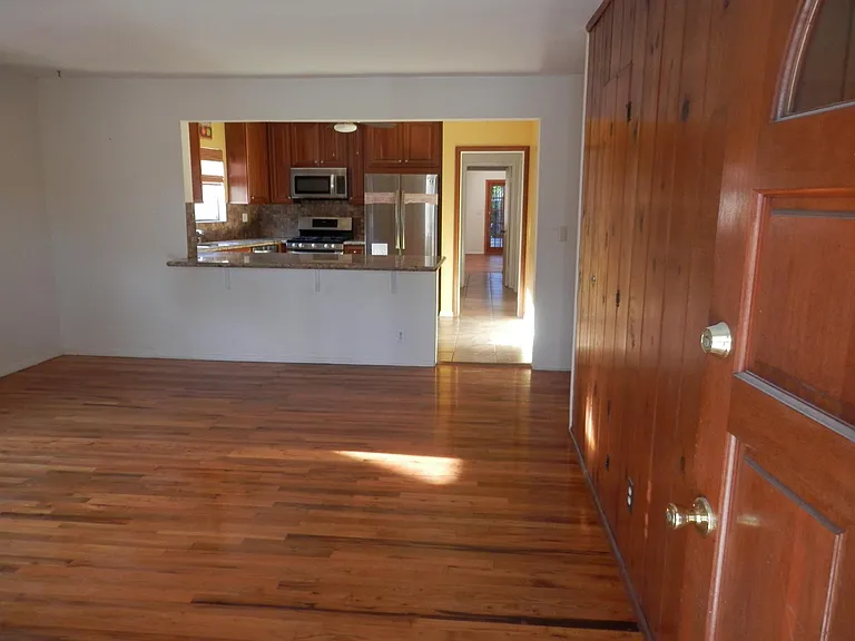 12313 Allin St — Photo 2