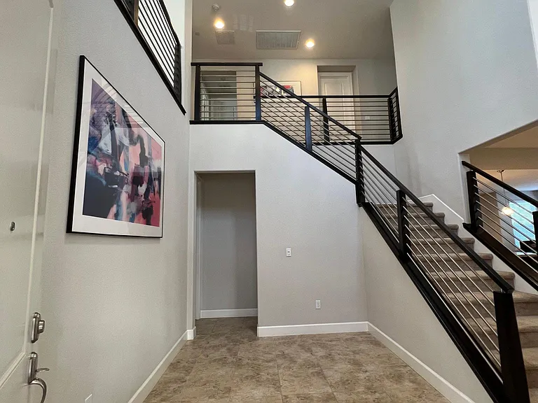 379 W Beckman Ct — Photo 4