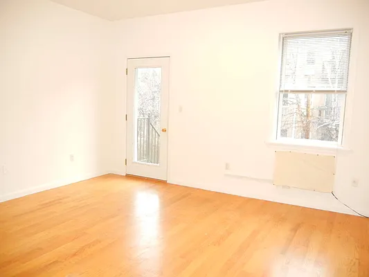 Rented by Brooklyn Heights Real Estate Inc | media 28