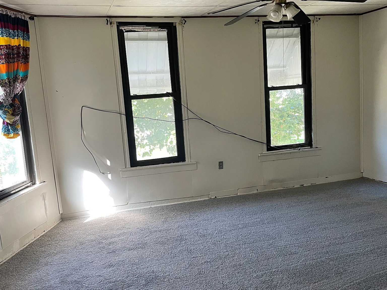 2 bed, 1385 sqft, $950 — Photo 2