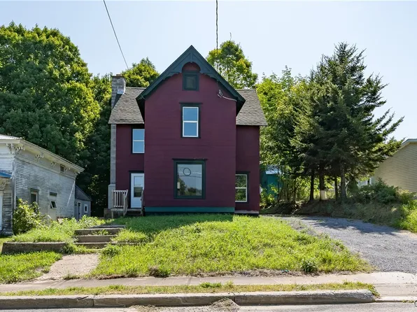14196 State St, Harrisville, NY 13648