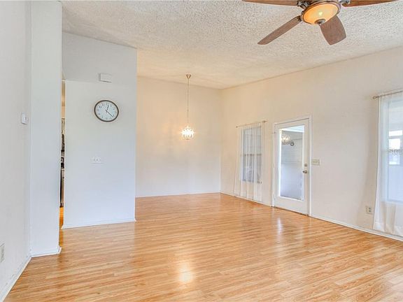 4th image of 2948 S Semoran Blvd APT 1207