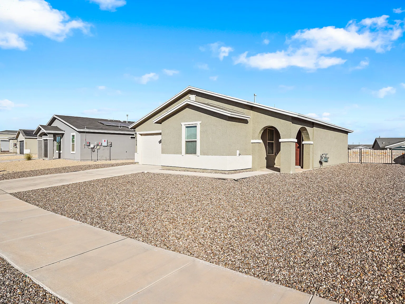 3 bed, 1286 sqft, $1,550 — Photo 4