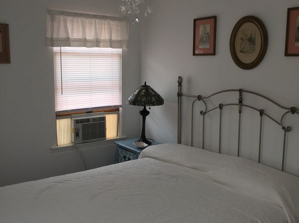 78 Bellmore Ave
