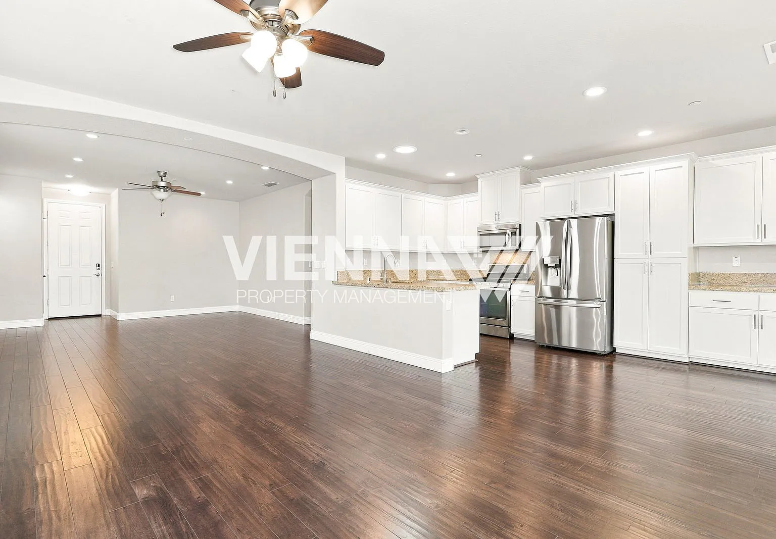 3 bed, 2.0 bath, 1503 sqft, $2,845 — Photo 4