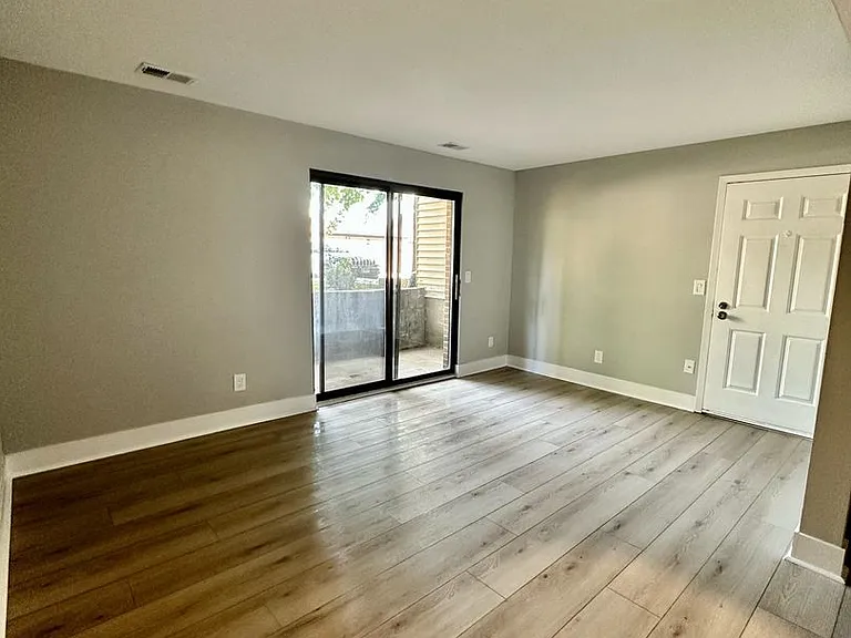 CherryVale Apartments — Photo 37
