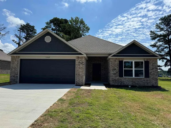 1809 Rockwood Dr, Searcy, AR 72143