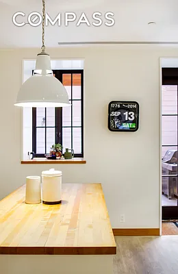 Sold by Compass | media 31