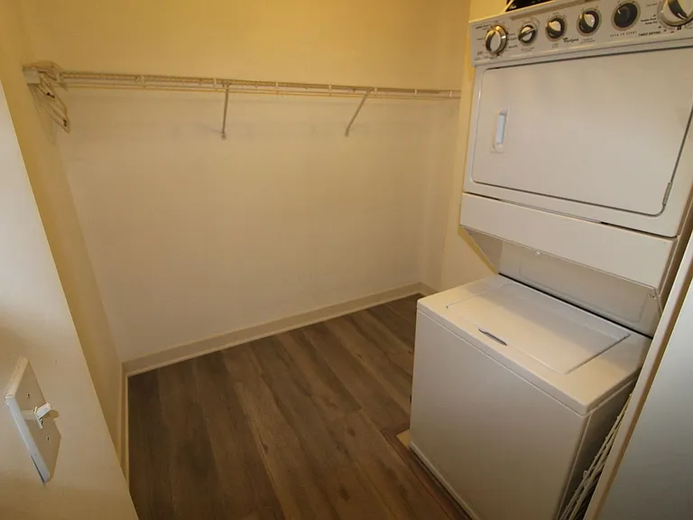 2 E Erie St #1901 — Photo 14