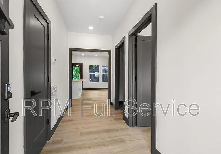 2400 Buchanan St #2400B — Photo 5