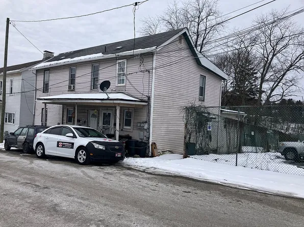 106 N Carpenter St, Greensburg, PA 15601