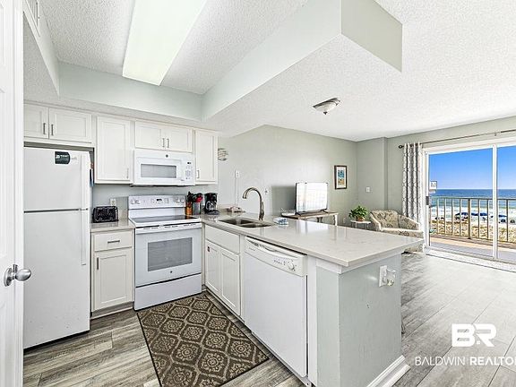 3rd image of 1117 W Beach Blvd #206