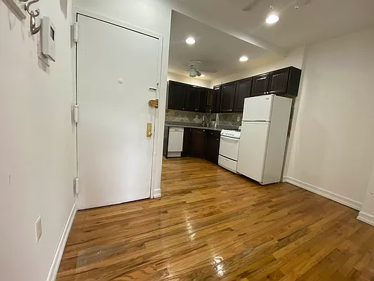 Rented by Best Apartments North Inc | media 11