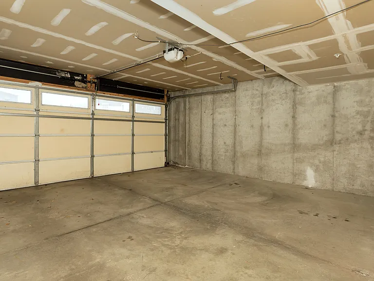 788 Eagle Dr — Photo 22
