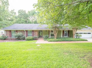 191 Cambridge Dr, Starkville, MS 39759