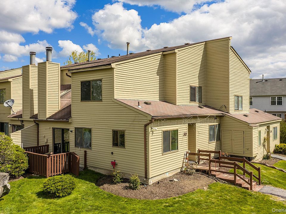 1st image of 30 Sycamore Court