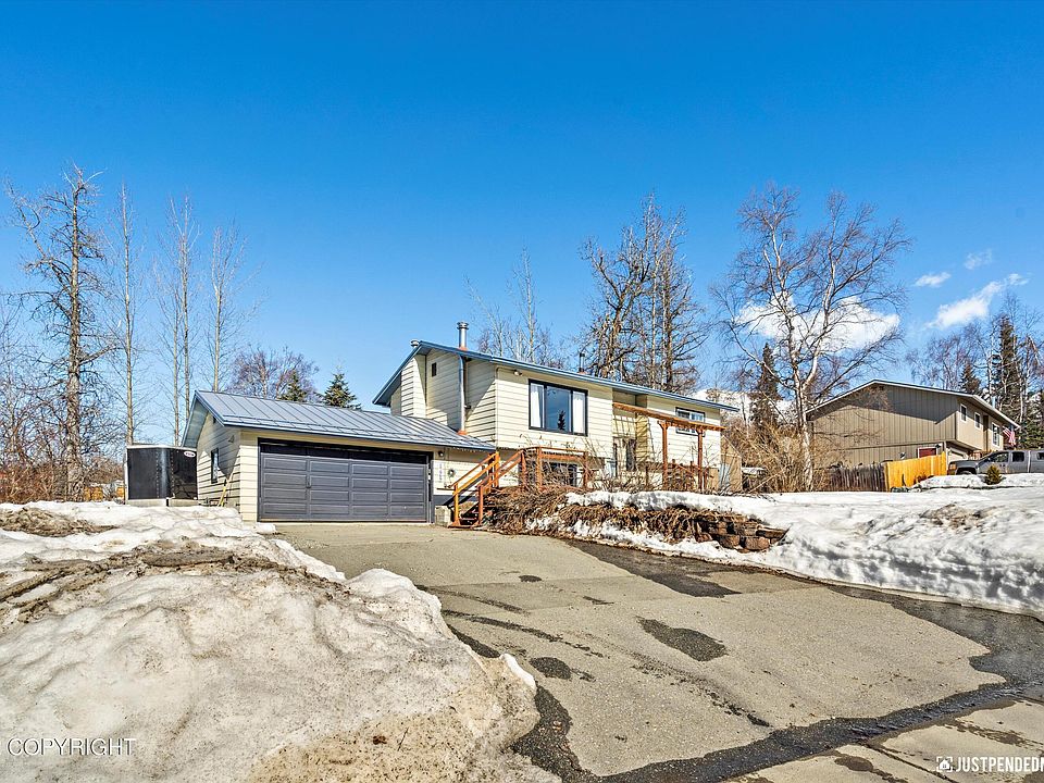 1st image of 17969 Meadow Creek Dr