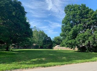 1831 E Vincent Dr, Springfield, MO 65804