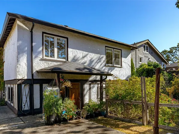 1645 Haultain St, Victoria, BC V8R 2K8