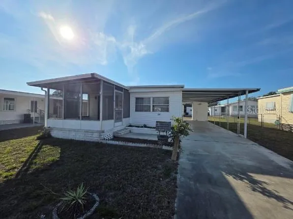 2331 Baron Dr, Holiday, FL 34690