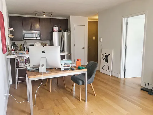 Rented by JW Real Estate Services LLC | media 18