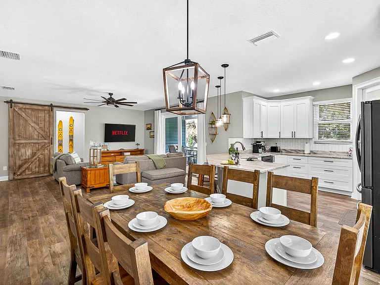 Beachway Ln — Photo 29