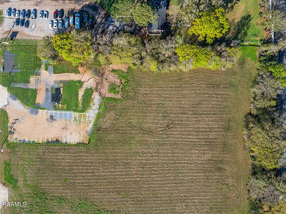 4th image of 200 Ridge Rd