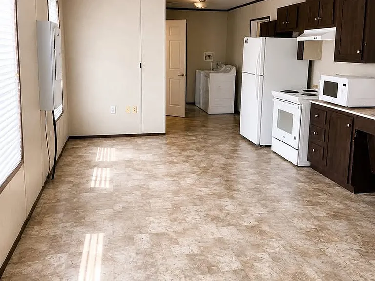 8101 Laredo Ave — Photo 3