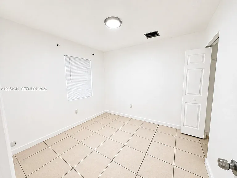 1405 NW 5th Ct #2 — Photo 6
